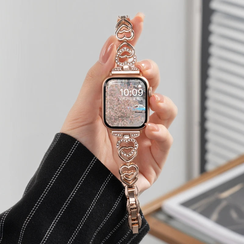 Luxury Love Heart Metal Band For Apple Watch Strap 44mm 40 49 38 45 41 42 46mm Diamond Bracelet iWatch Ultra S10 9 8 7 6 5 4 se